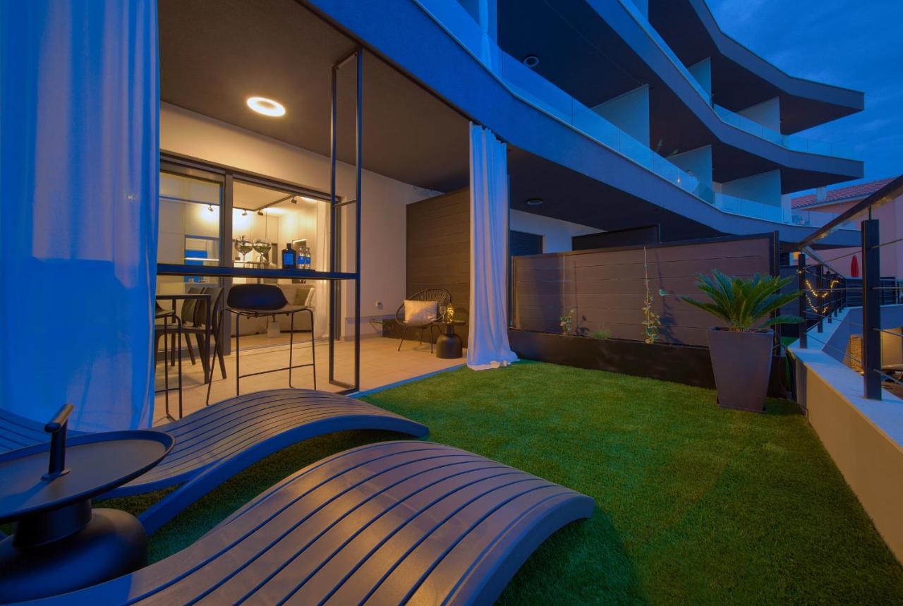 Apartment Diamar With Seaview Krk Town Eksteriør billede