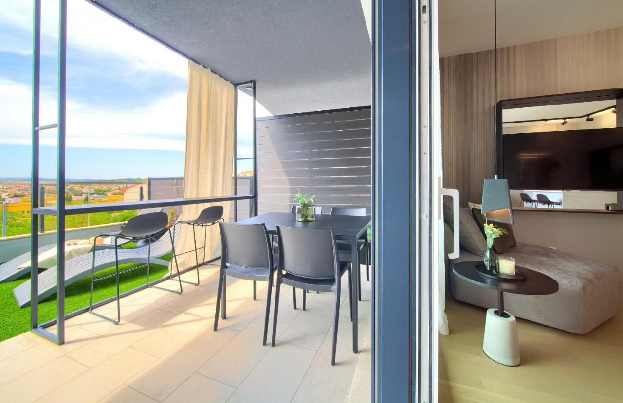 Apartment Diamar With Seaview Krk Town Eksteriør billede